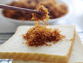 肉松餅是棉花做的嗎？怎樣辨別棉花和肉松的區(qū)別